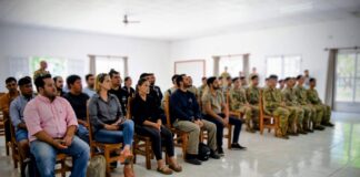 MUNICIPIO Y EJÉRCITO CONSOLIDAN SU ARTICULACIÓN CON LA ENTREGA DE CERTIFICADOS A NUEVOS CONDUCTORES MOTORISTAS Y AUXILIARES DE MÁQUINAS VIALES