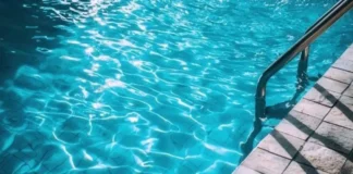 Corrientes: un hombre murió tras caer a una piscina en Paso de los Libres