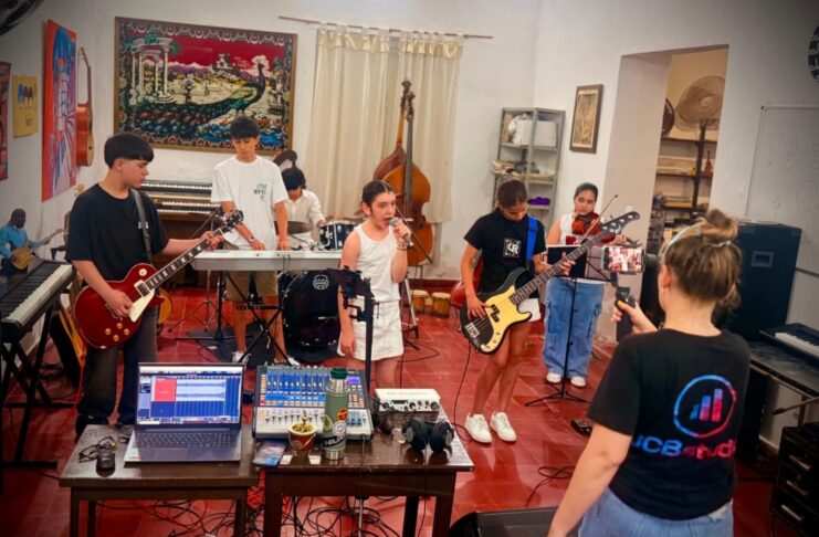 LA ESCUELA MUNICIPAL DE MÚSICA CIERRA EL AÑO CON UNA GRAN VELADA EN LA CASA DE LA CULTURA