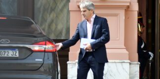 Caputo anunció una pequeña baja en las retenciones para la soja y otros granos