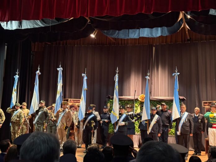 Aniversario Ituzaingo Participacion del Intendente Goya 3 fuerzas