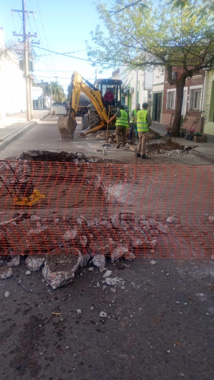 Plan Bacheo reparacion calle Mitre entre España y 25 de mayo